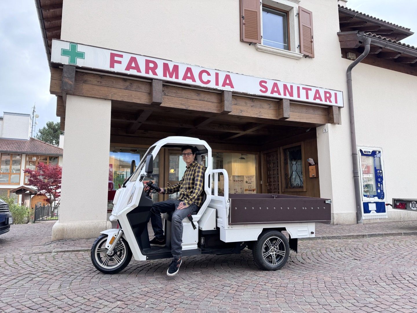 Referenzkunde ARI 345 Apotheken Lieferdienst.jpg